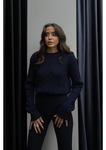 Lacivert Saç Örgülü Triko Kazak fiyatları