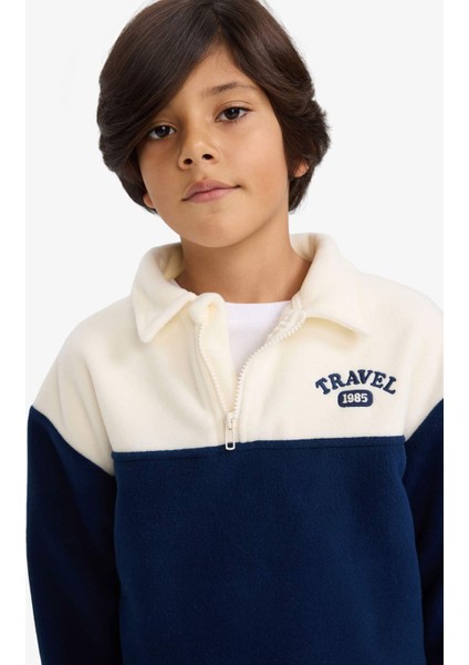 Erkek Çocuk Oversize Geniş Kalıp Polo Yaka Yarım Fermuarlı Baskılı Polar Sweatshirt G3301A825WN modelleri