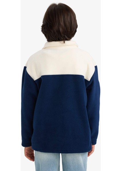 Erkek Çocuk Oversize Geniş Kalıp Polo Yaka Yarım Fermuarlı Baskılı Polar Sweatshirt G3301A825WN indirimleri