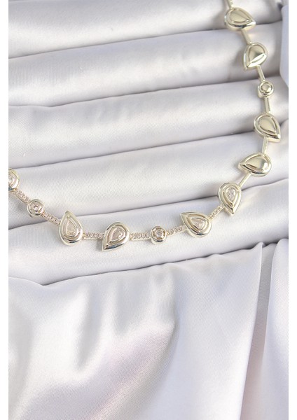 Pirinç Gold Renk Zirkon Taşlı Damla Model Vıp Seri Exclusive Kadın Kolye - TJ-BKO10006