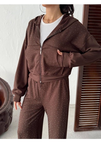 Taş Işlemeli Kapüşonlu Fermuarlı Boru Paça Kadın Eşofman Takımı fiyatları