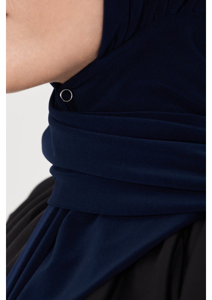 Lacivert Pratik Hazır Geçmeli Tesettür Bone Sandy Boyunluklu Çıtçıtlı 2505_02 modelleri