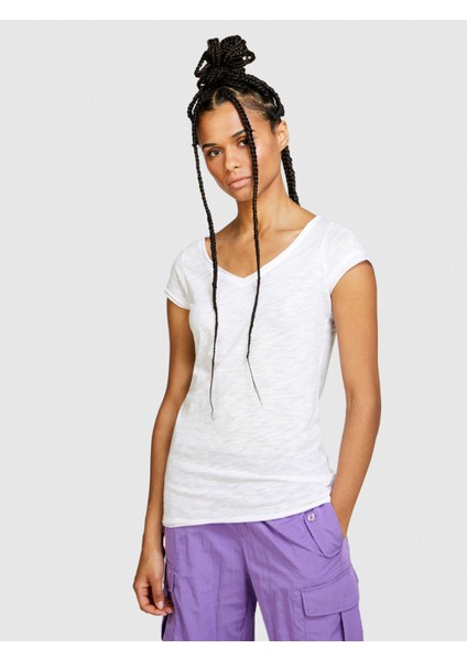 Pamuk Modal Karışımlı Normal Kalıp V Yaka T-Shirt Kadın Beyaz T-Shirt - 324P3TNHL4007 fiyatları