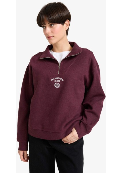 Regular Fit Yarım Fermuarlı Baskılı Sweatshirt F7888AX25WN fırsatları