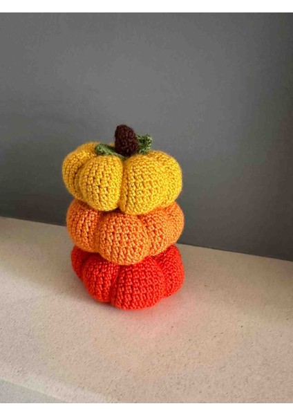 El Yapımı Amigurumi Balkabağı Dekor – Örgü Masa ve Ev Süsleme Aksesuarı / Sonbahar – Yeni Sezon fırsatları