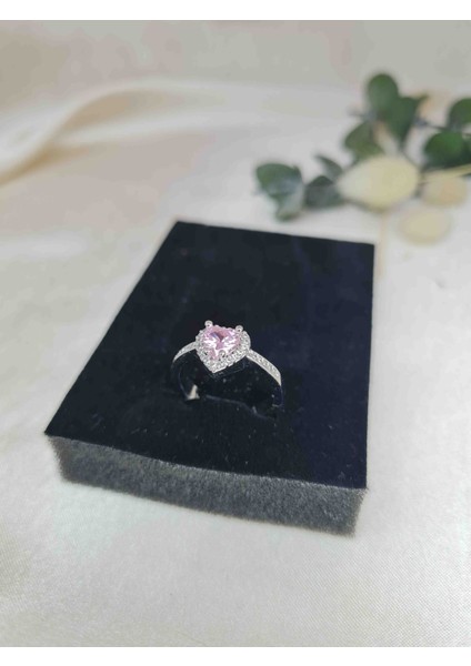 Kalp Kesim Pembe Taşlı Zarif Kadın Yüzük – Işıltılı Gümüş Renk Ayarlanabilir Model fırsatları