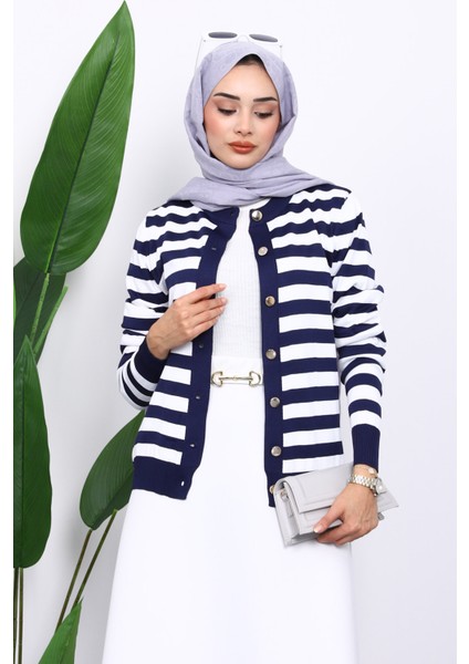 Lacivert Düğmeli Soğuk İplik Triko Hırka