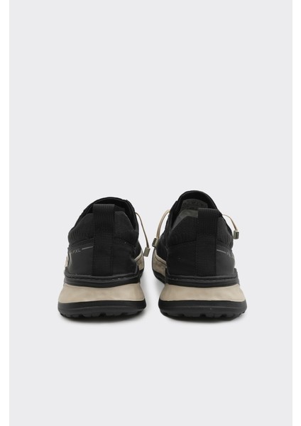 Bağcıklı Erkek Sneaker fırsatları