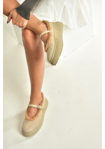 V811269502 Bej Süet Içi Kürklü Günlük Kadın Ayakkabı modelleri