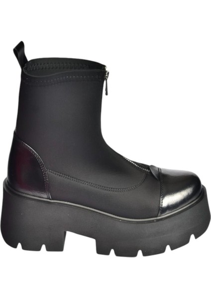 V820008604 Siyah Kumaş Kalın Tabanlı Fermuarlı Kadın Bot