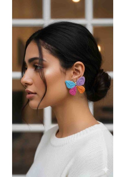 Hasır Örgü Kelebek Figürlü Renkli Küpe fiyatları