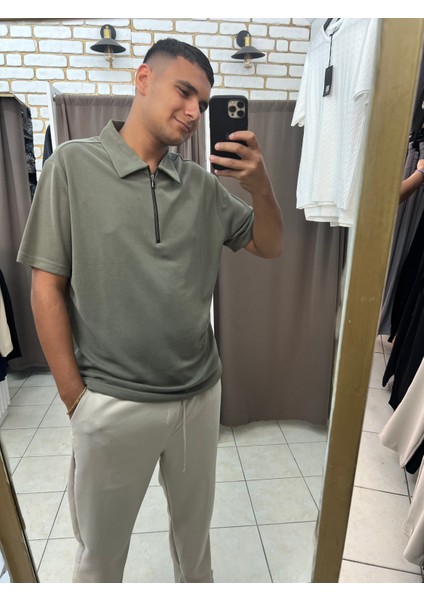 Modal Yakalı Fermuarlı Tshirt