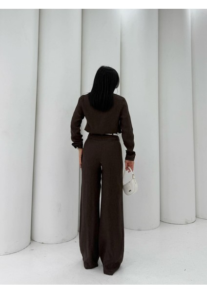 Altı Lastıklı Kruvaze Yaka Takım