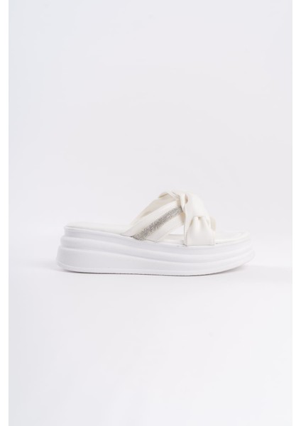 Clara Düz Topuklu Kurdele Desenli Taşlı Kalın ve Ortopedik Taban Kadın Terlik Cbt - Beyaz indirimleri