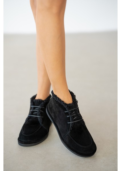 Averon Hakiki Deri Kürklü Bağcık Detaylı Kadın Bot- Siyah Süet fiyatları