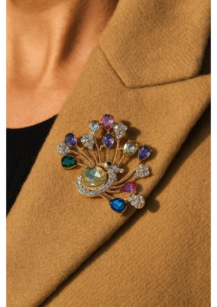 Göksunun Izi Altın Tonlu Renkli Taşlı Tavus Kuşu Şeklinde Işıltılı Zarif Broş Aksesuar