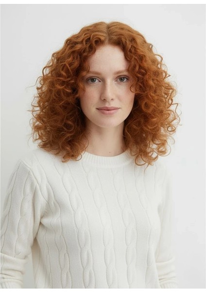 Kadın Saç Örgü Desenli Fit Bisiklet Yaka Yumuşak Triko Kazak" modelleri