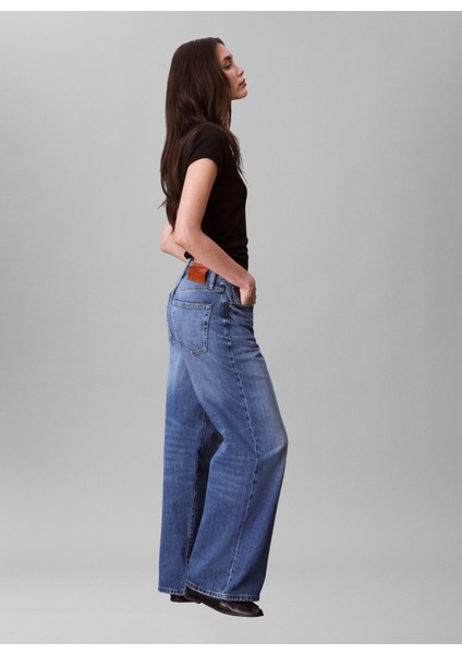 Yuvarlak Yaka Düz Siyah Kadın T-Shirt LV044C216GUB1 fırsatları