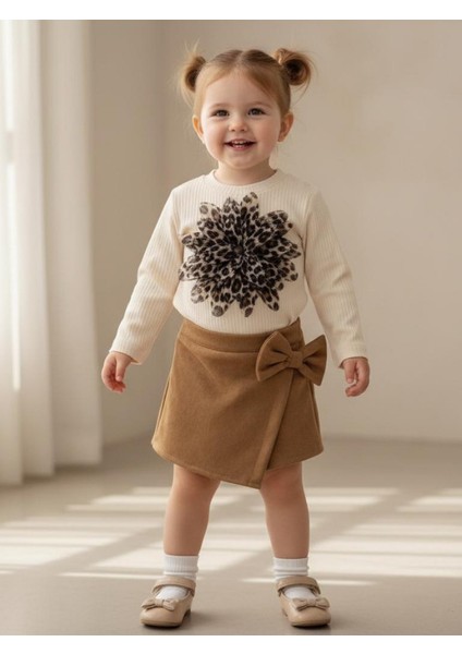 Kız Çocuk 2’li Takım – Leopar Çiçek Desenli Bluz ve Kahverengi Etek