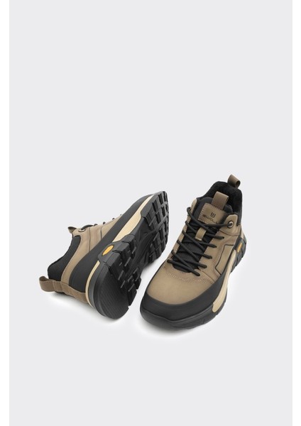 Bağcıklı Yüksek Taban Erkek Sneaker indirimleri