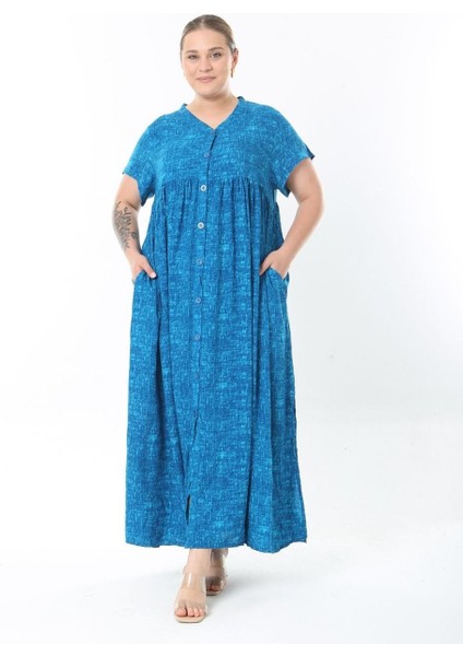 Kadın Büyük Beden Saks, Dokuma Viskon Boy Düğmeli Yan Yırtmaç Cepli Uzun Elbise 65N38734