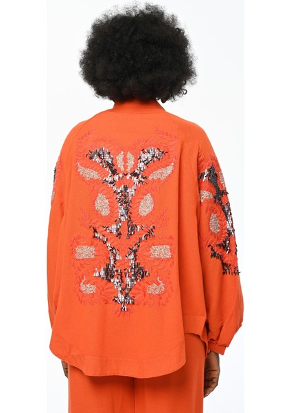 Kadın Sırtı ve Kolu Nakış Payet Işlemeli Oversıze Büyük Beden ve Tesettüre Uygun Kimono Ceket