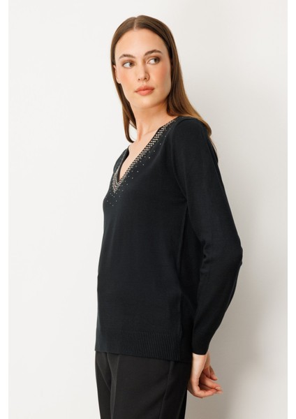 Kadın Yakası Taşlı Triko Kazak 65314 Siyah fiyatları