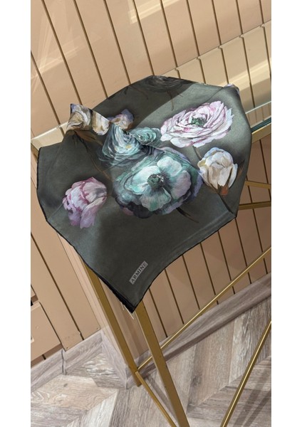 2025 Desenli Saf Ipek Twill Eşarp 9419-50