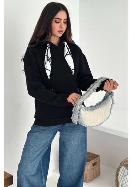 Kadın Fular Detaylı Kapüşonlu Sweatshirt – Casual Charm fırsatları