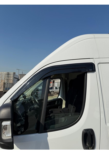 Opel Movano 2024- Cam Rüzgarlığı