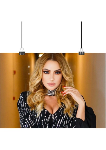 Hadise Poster3 - Retro Duvar Dekoru