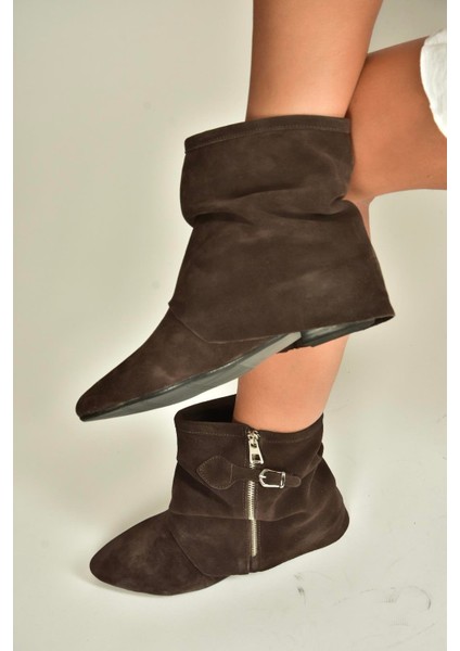 V380518102 Kahverengi Süet Düz Taban Fermuar Detaylı Kadın Bot