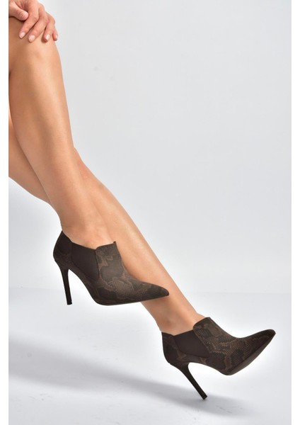 V820205207 Kahverengi Yılan Baskılı Ince Topuklu Kadın Ayakkabı modelleri