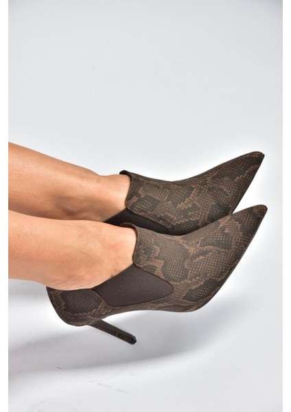 V820205207 Kahverengi Yılan Baskılı Ince Topuklu Kadın Ayakkabı fırsatları