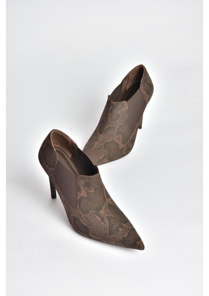 V820205207 Kahverengi Yılan Baskılı Ince Topuklu Kadın Ayakkabı