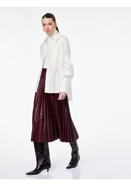 Uzun Kollu Klasik Yaka Düğmeli Basic Gömlek