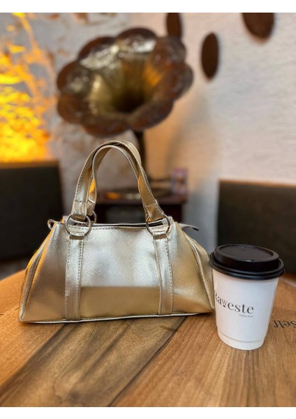 Çapraz Omuz Askılı Soft Suni Deri Halka Detaylı Kadın El ve Omuz Çantası