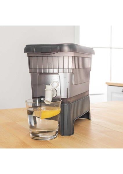 Gri Buzdolabı Içi Musluklu Ayaklı Su -Limonata - Içecek Sebili Piknik Bidonu 4 Lt modelleri