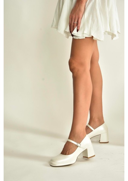 T820059109 Sedef Rugan Kalın Topuklu Kadın Ayakkabı fırsatları