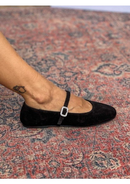 Velma Hakiki Süet Deri Taşlı Toka Detaylı Siyah Babet fırsatları