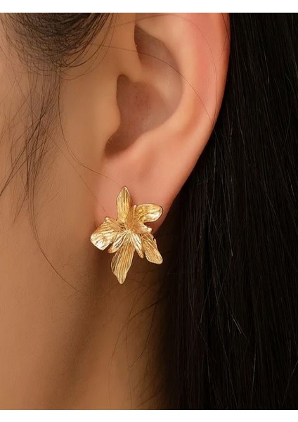 Altın Rengi Çiçekli Küpe