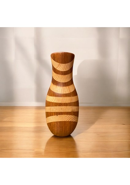 🌿 El Yapımı Ireko ve Çam Ağacından Ahşap Vazo