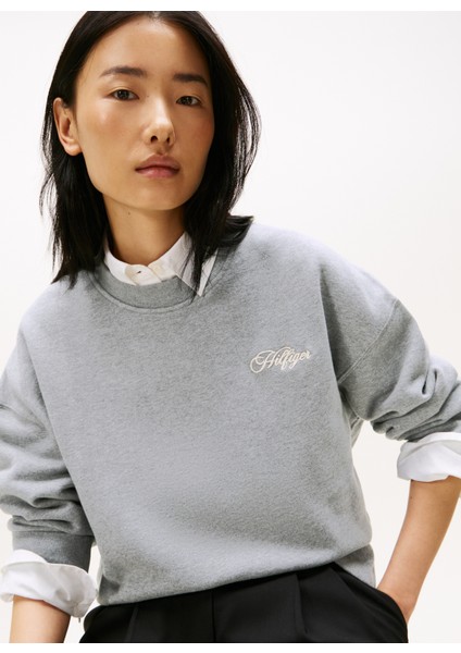 Yuvarlak Yaka Düz Gri Kadın Sweatshırt WW0WW46125P61 modelleri