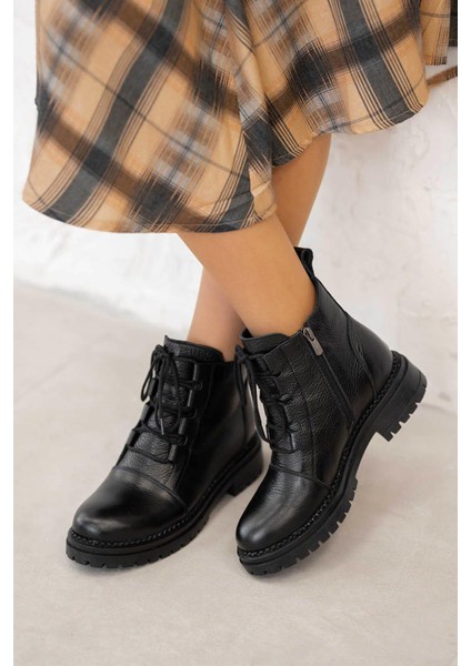 Anastasia Bağcıklı Hakiki Deri Kadın Bot Ksiyah