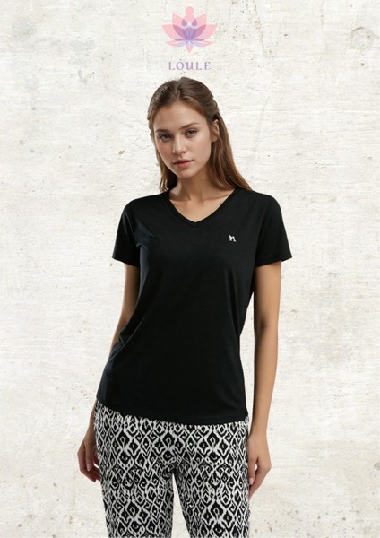 Kadın Giyim Kısa Kollu V Yaka Siyah Pijama Takımı L1.AR.324.0.001 fırsatları