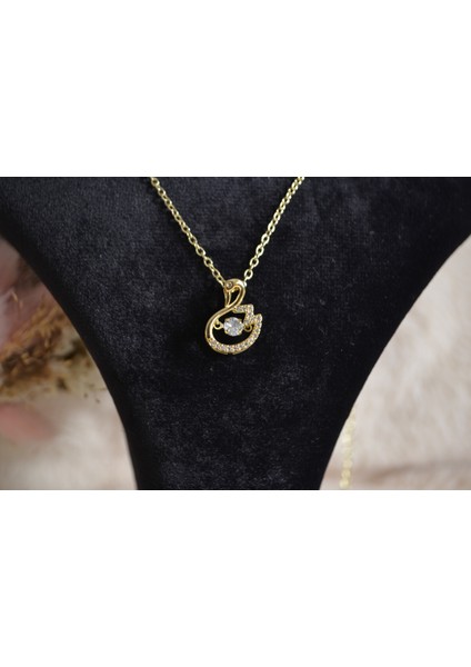 Kuğu Figürlü Zirkon Taşlı Çelik Kolye