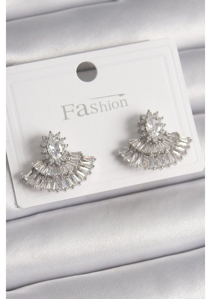 Bfs Pirinç Gümüş Renk Zirkon Taşlı Yelpaze Model Kadın Küpe