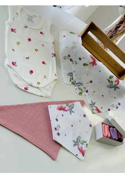 Ftbabycollection Müslin & Bambu Yenidoğan Hediye Seti (Battaniye, Mendil, Önlük, Zıbın, Çorap) fırsatları