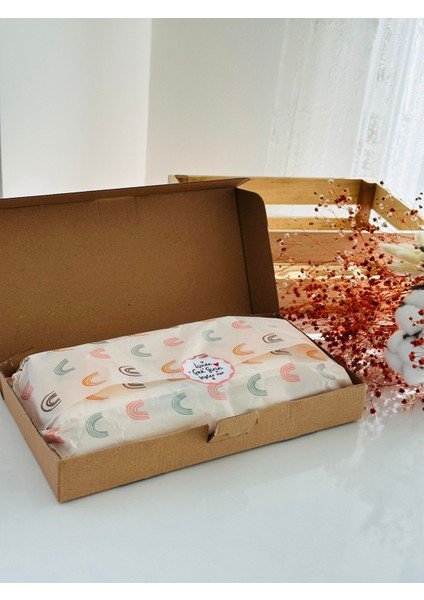 Ftbabycollection Müslin & Bambu Yenidoğan Hediye Seti (Battaniye, Mendil, Önlük, Zıbın, Çorap)