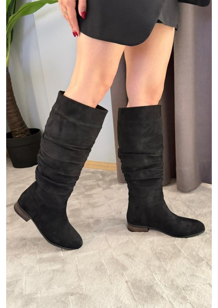 Kadın Mika Siyah Süet Düz Taban Büzgülü Diz Altı Boy Çekme Çizme indirimleri